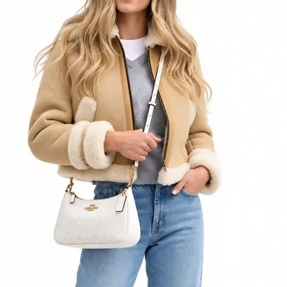 Teri Shoulder Bag In Signature Canvas - Walnut